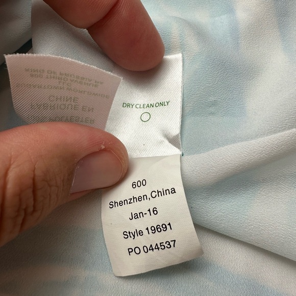 LILLY PULITZER Blue & White Belle Top Resort White Sea Ruffles | Size Small - Picture 11 of 12